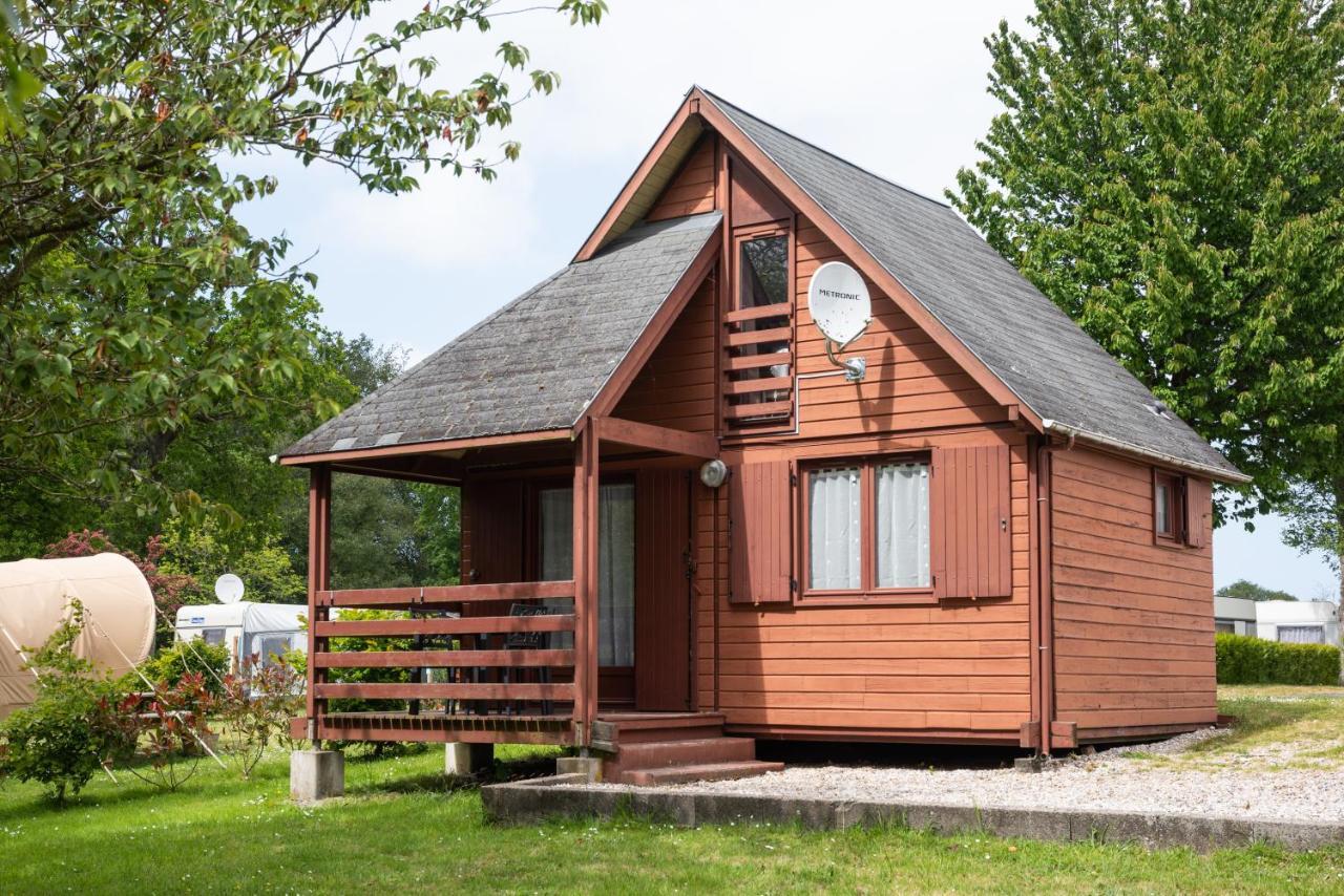 Camping Les Falaises De Toussaint Esterno foto