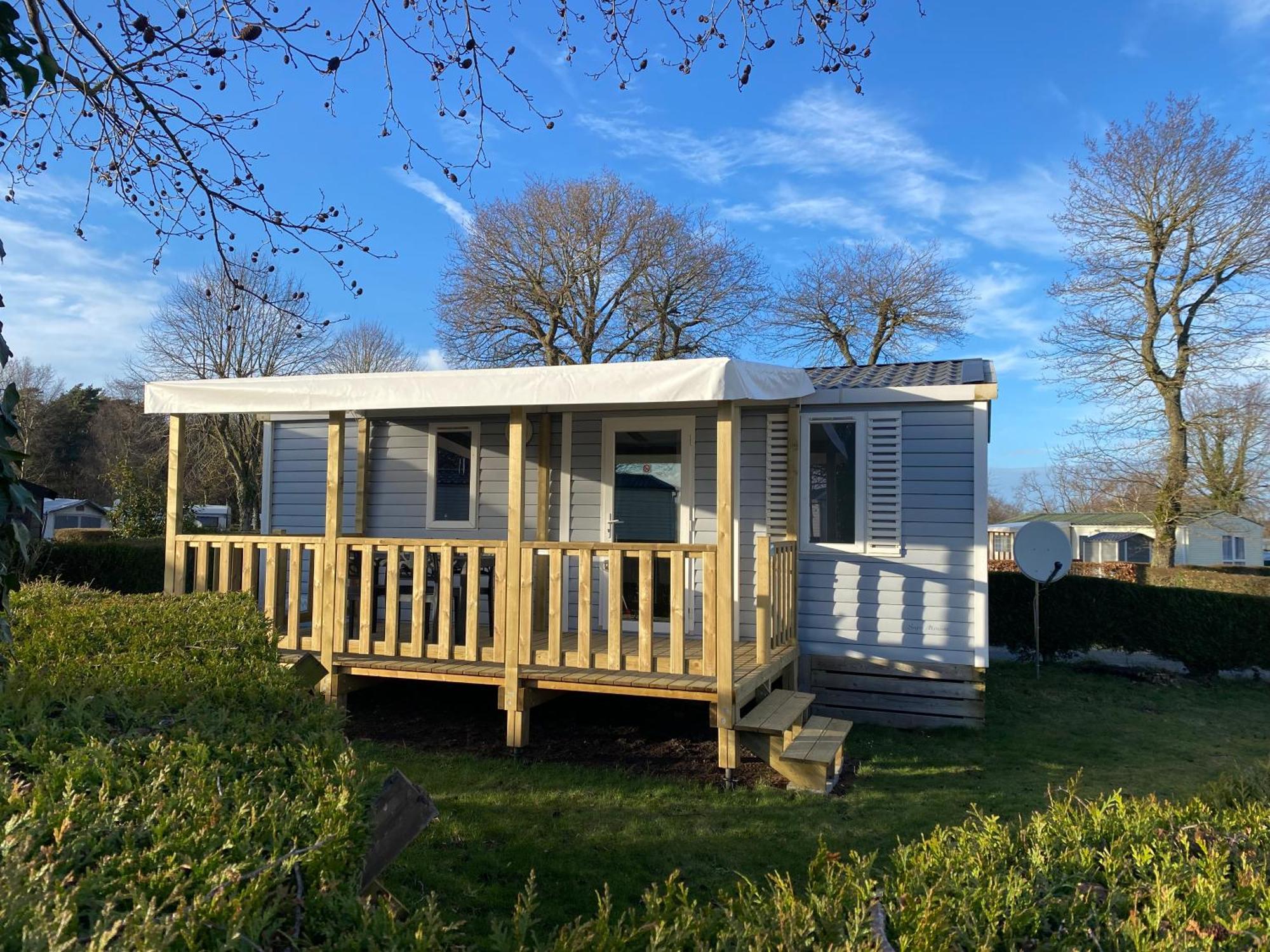Camping Les Falaises De Toussaint Esterno foto